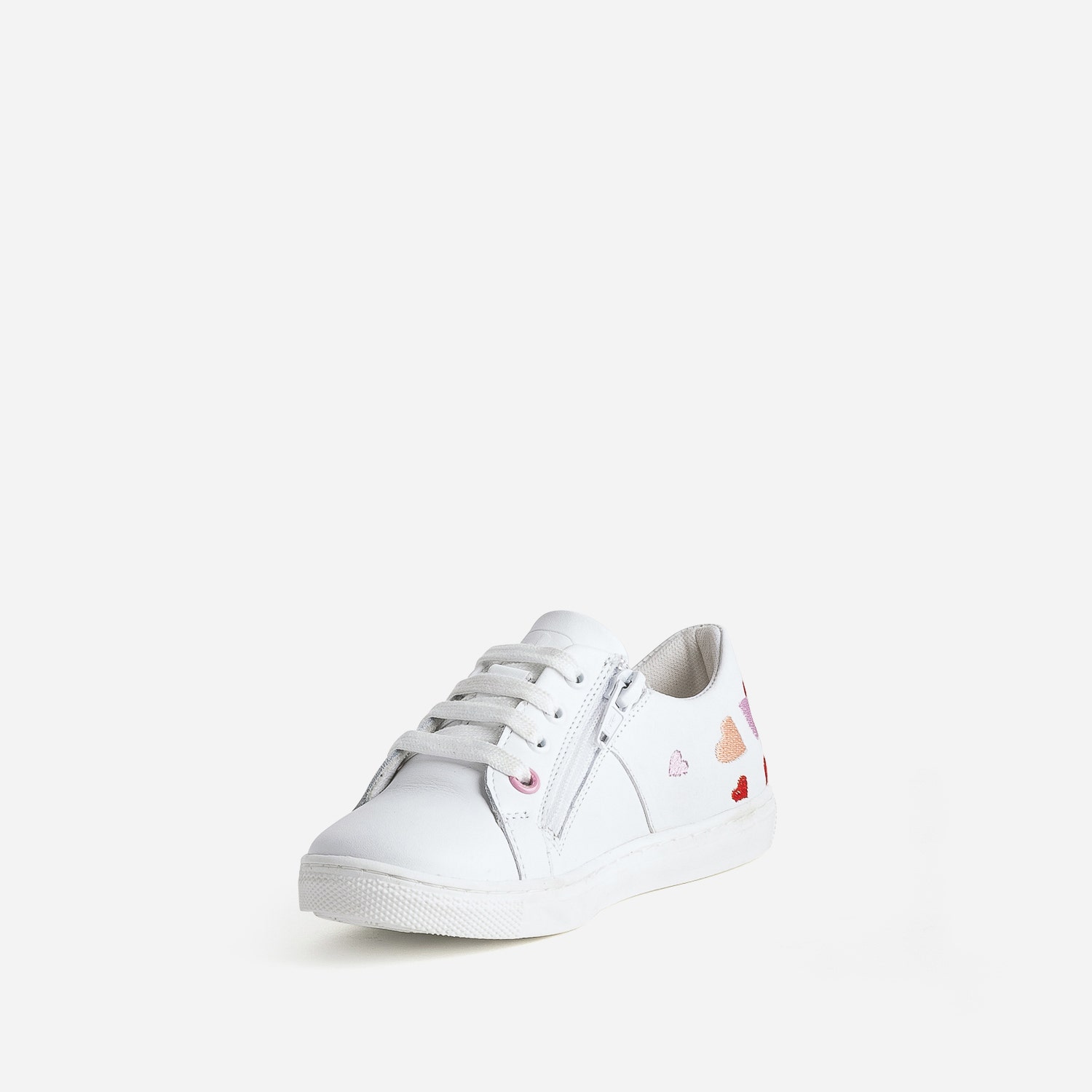 Tennis BUGGY blanche broderies cœurs