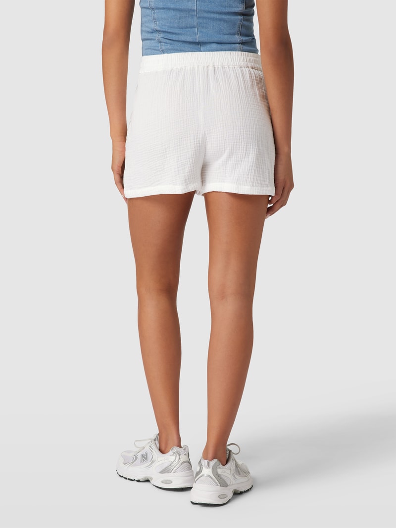 Shorts mit Strukturmuster in weiß