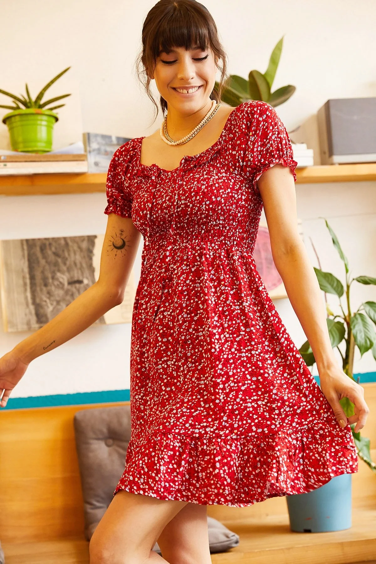 Olalook  Rotes ausgestelltes Kleid mit Gimped-Kragen und Bindegürtel für Damen ELB-19001190