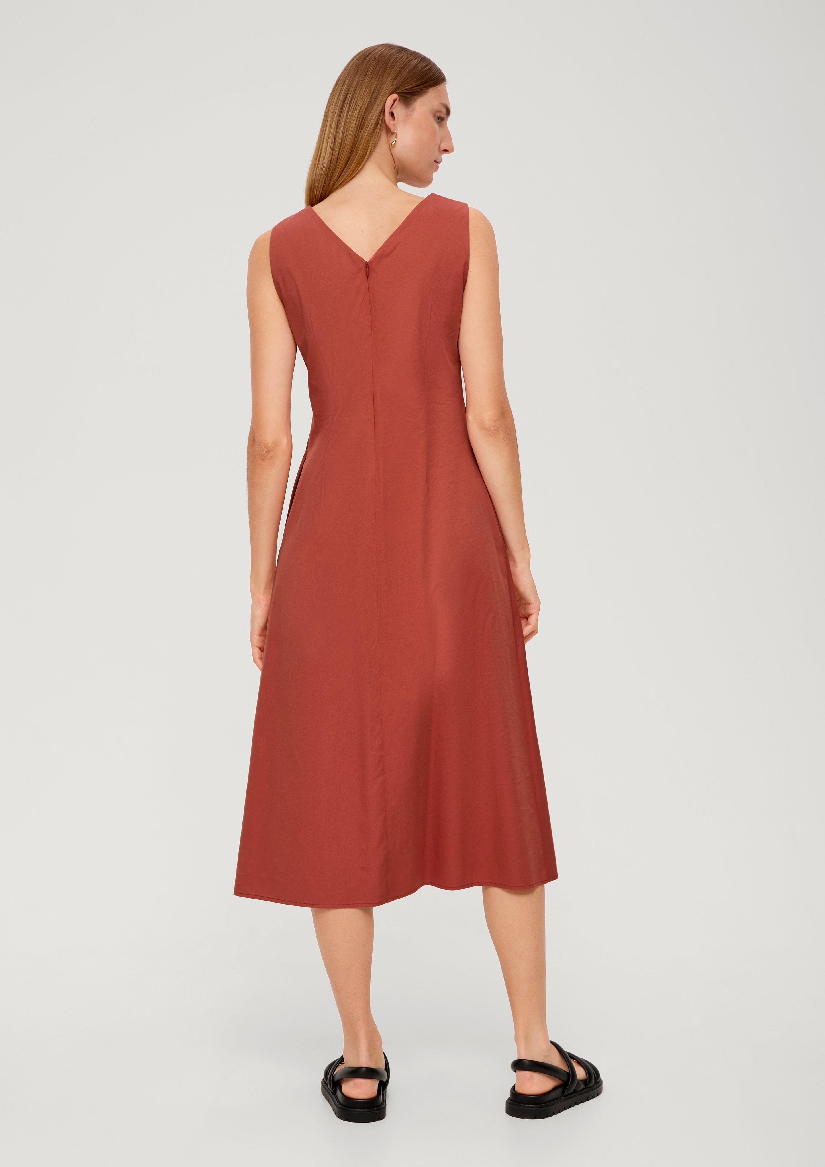 Kleid mit Viskose  2131525-2813