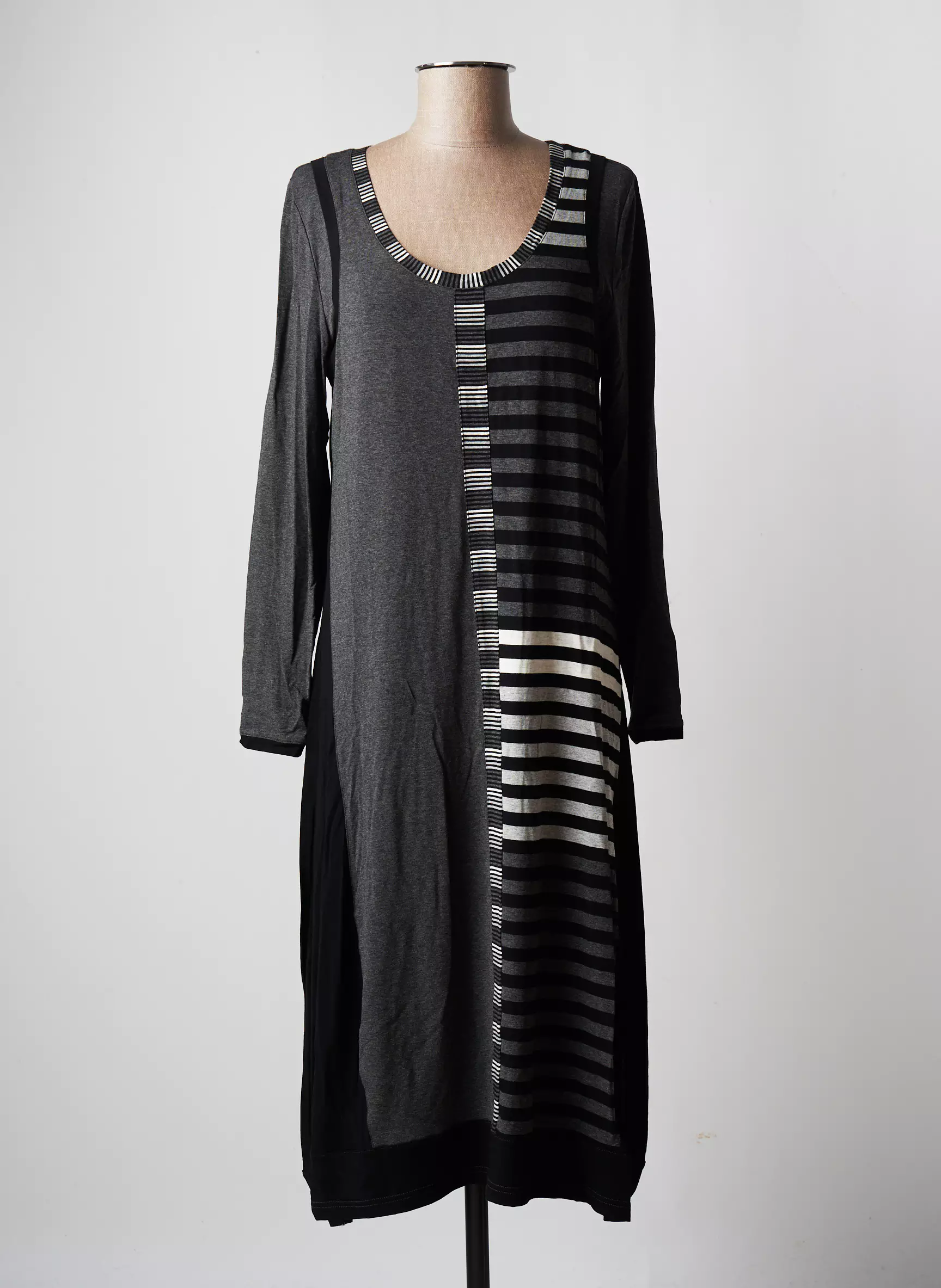 Alain Weiz Robes Courtes Femme couleur noir