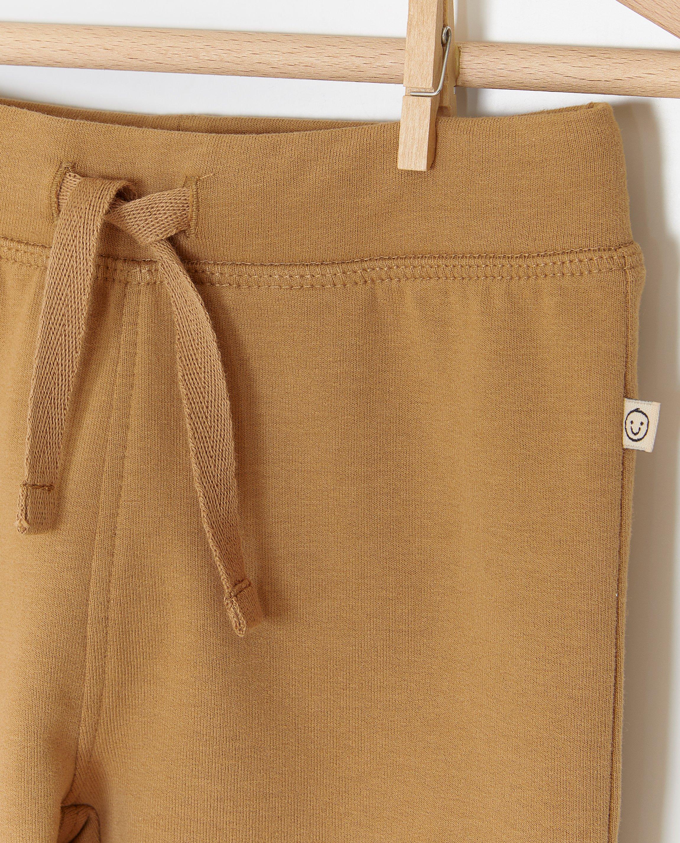 Pantaloni de trening maro Cuddles and Smiles Brown