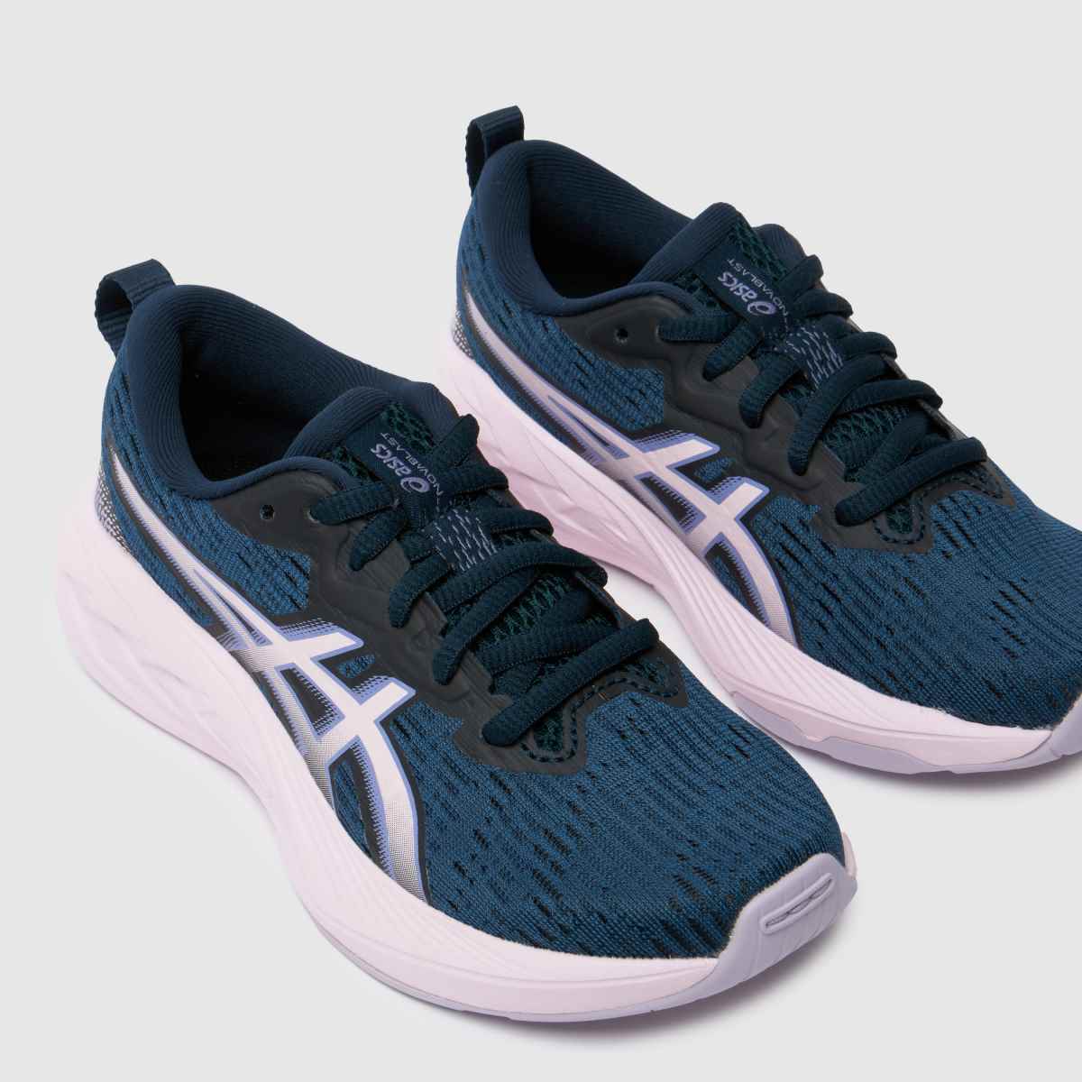 ASICS marinblå multifärgade novablast 4 gs flickor junior träningsskor