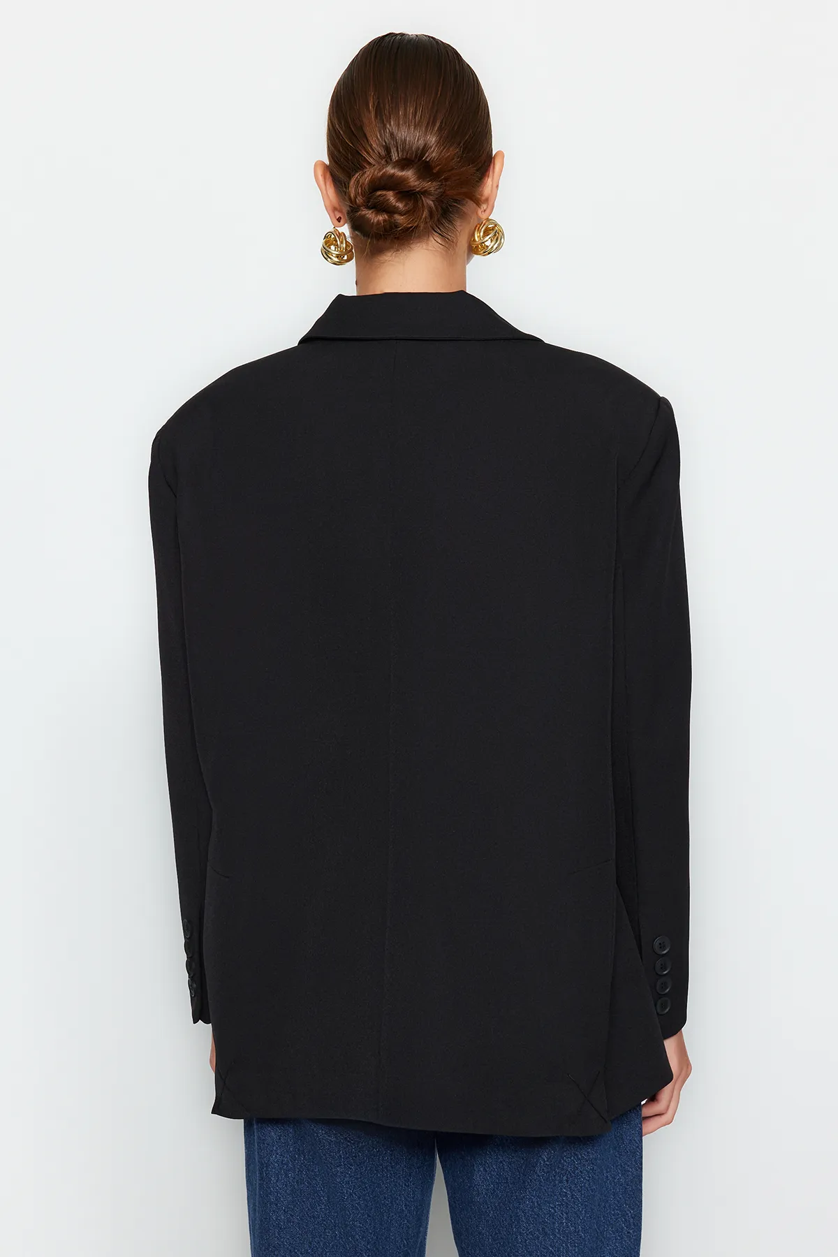 Trendyol Collection  Schwarzer gewebter Blazer in Übergröße TWOAW24BC00107