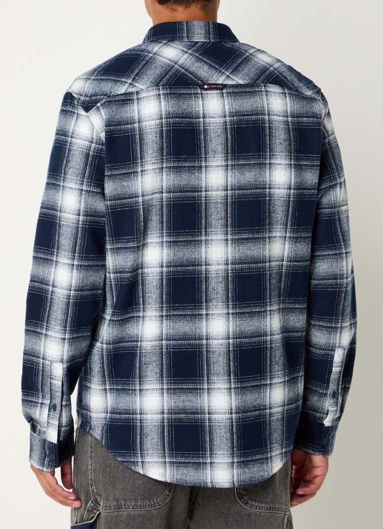 Cămașă Tommy Hilfiger cu croială clasică în carouri și logo