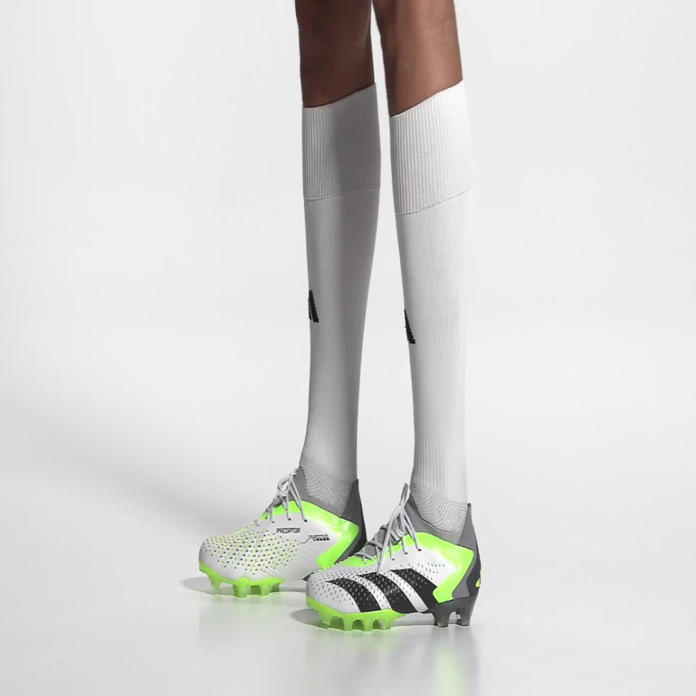 adidas Predator Accuracy.1 Low AG IE9454 / weiss