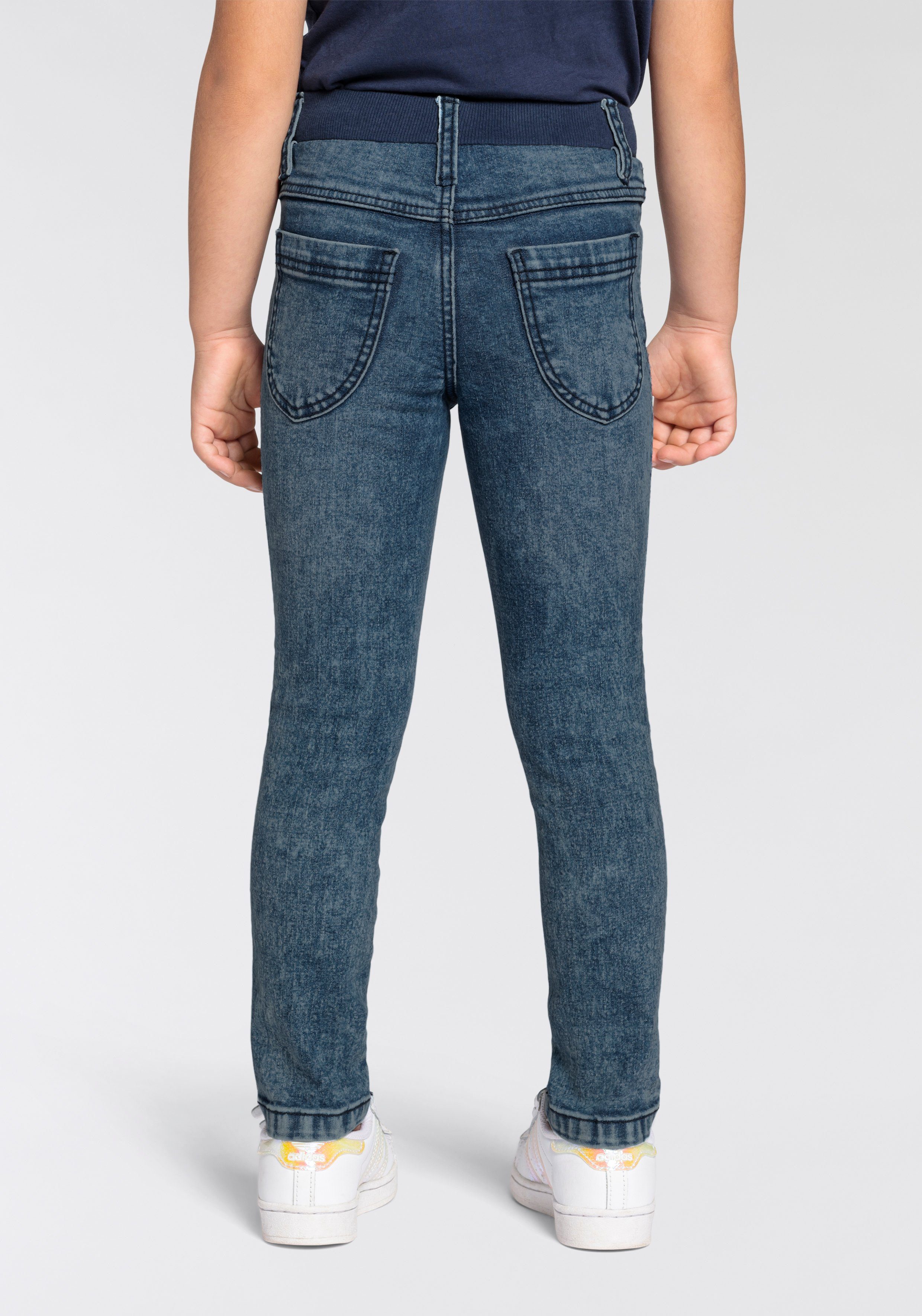 KIDSWORLD Stretch-Jeans mit toller Stickerei