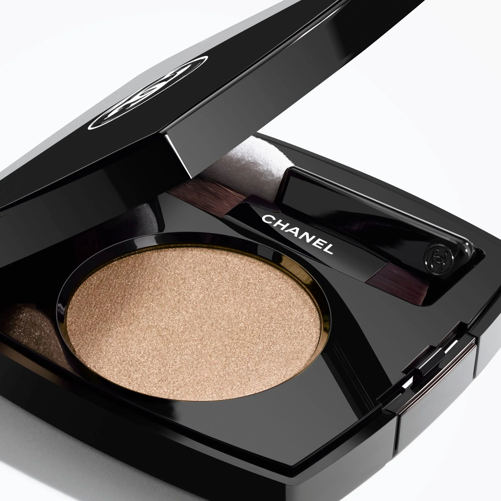 OMBRE ESSENTIELLE - SOMBRA DE OJOS MULTIUSOS DE LARGA DURACIÓN