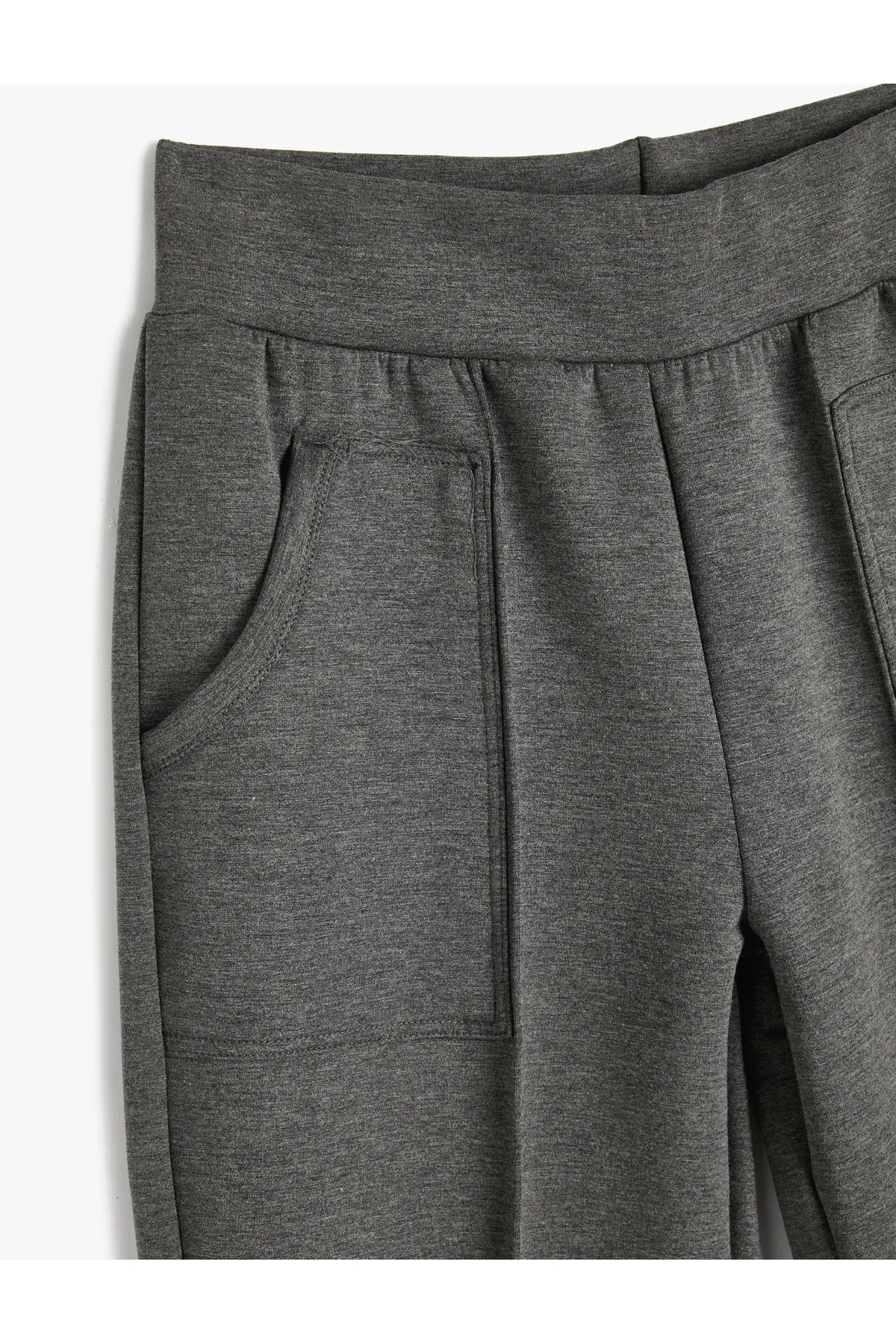 Koton  Jogger-Jogginghose mit elastischem Bund, Nahtdetails und Taschen