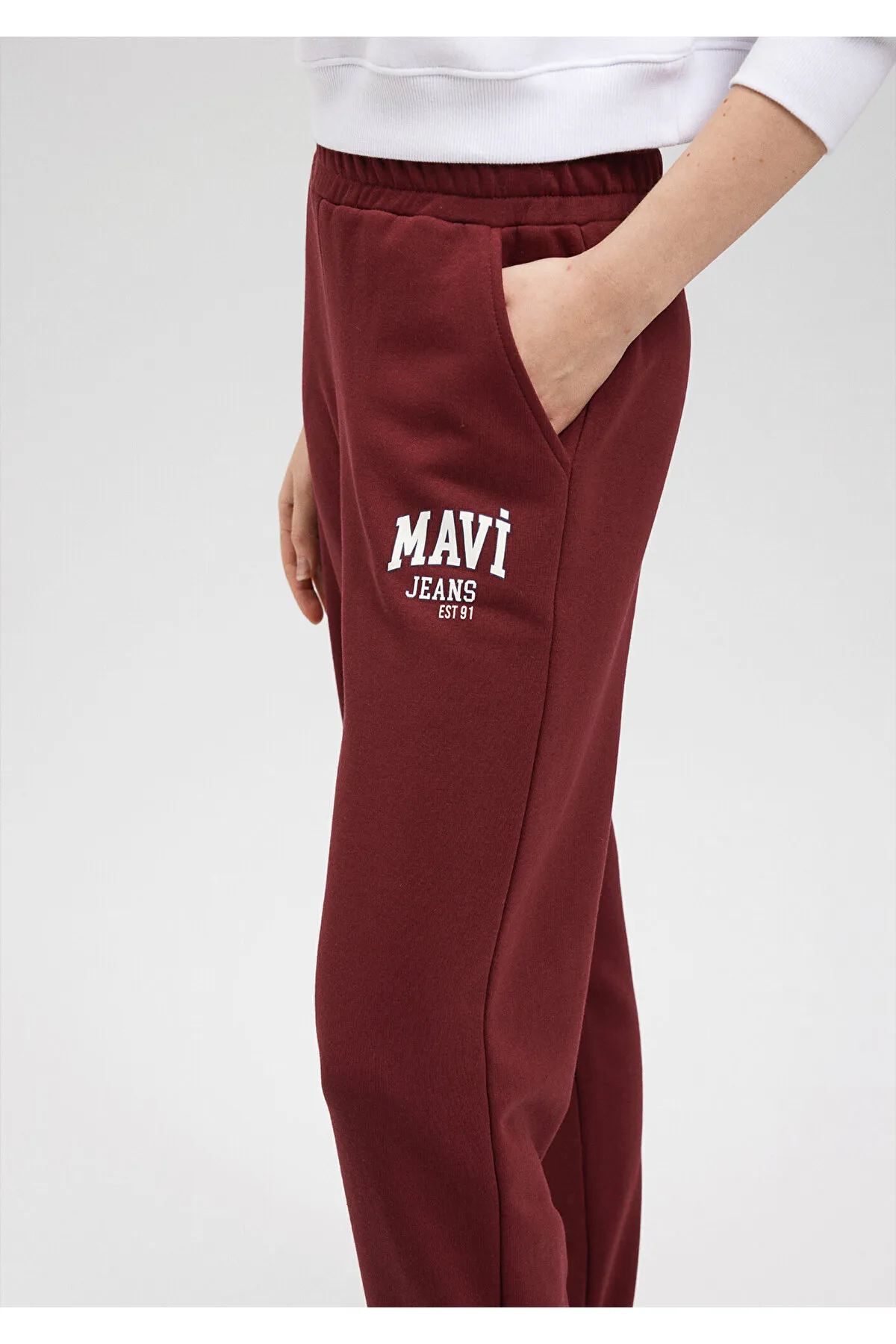 Mavi  Bordeauxrote Jogginghose mit Logo-Print 1010466-85493