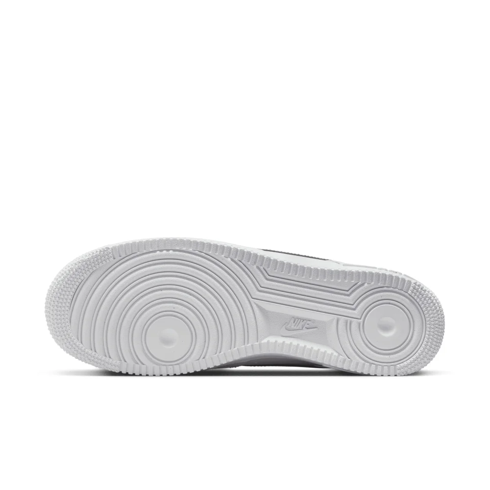 Nike Air Force 1 07 FD0654-100 / weiss
