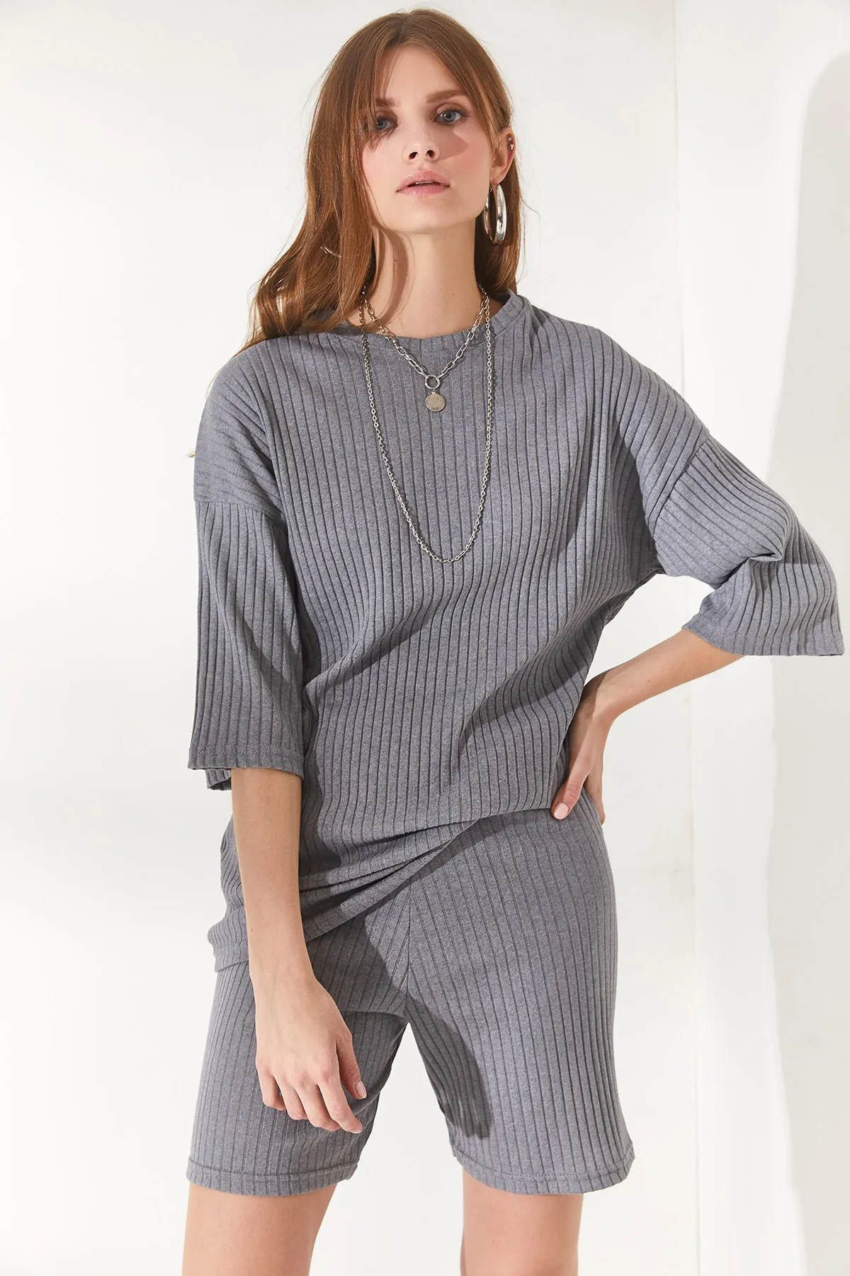 Olalook  Damen-Set mit geräucherter Unterseite, kurzer Strumpfhose, Oberteil und lockerer Bluse, TKM-19000200
