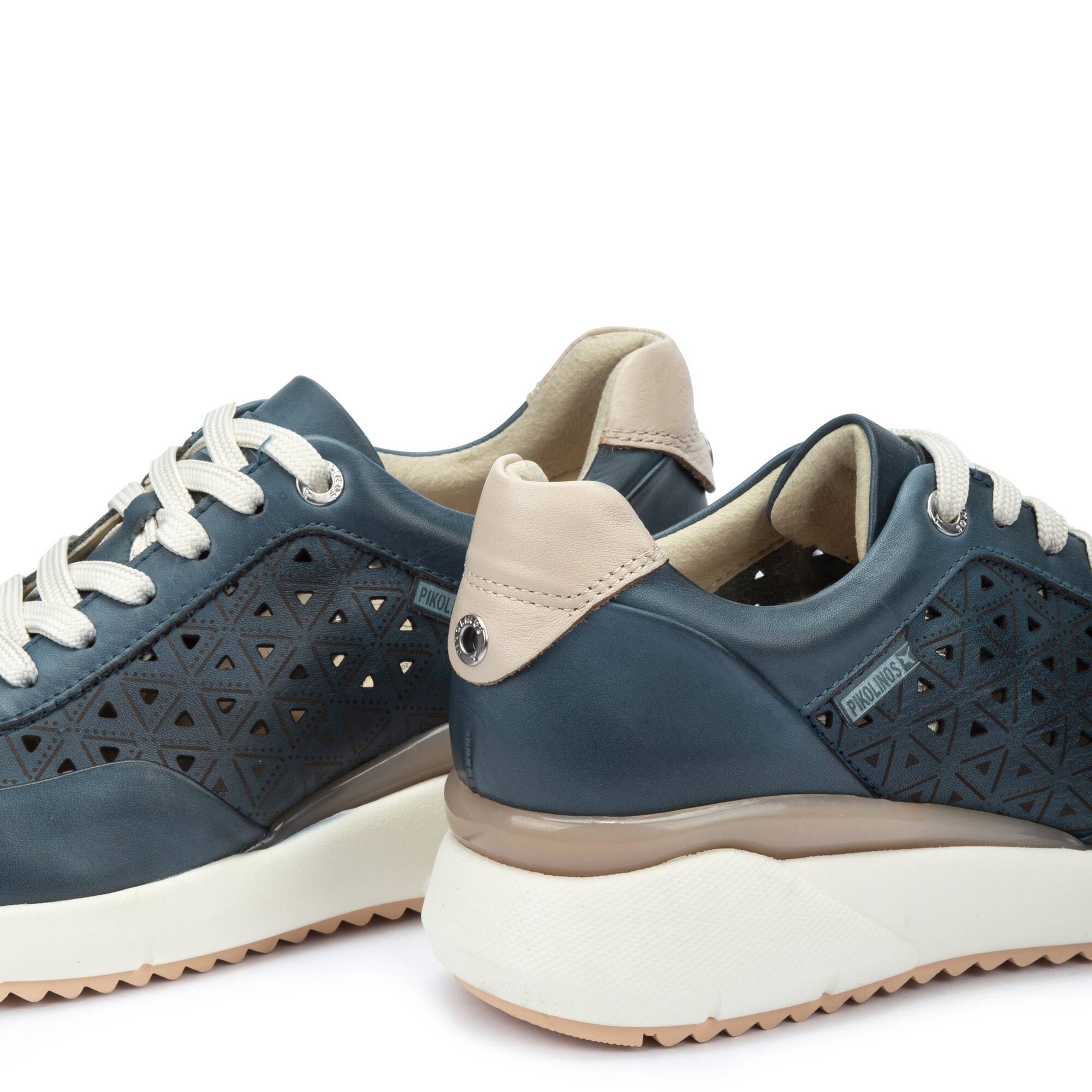 Damskie sportowe trampki Pikolinos Sella - SAPPHIRE