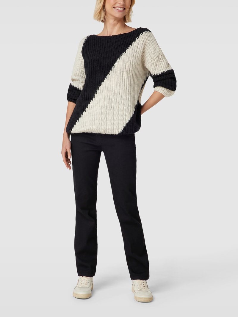 Jeans mit 5-Pocket-Design Modell 'CORA' in schwarz