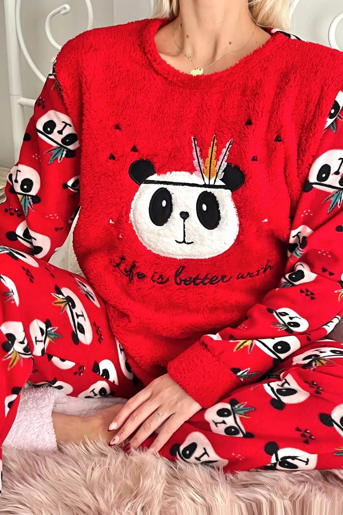 Pijamaevi  Red Life Panda gemustertes Plüsch-Pyjama-Set für Damen