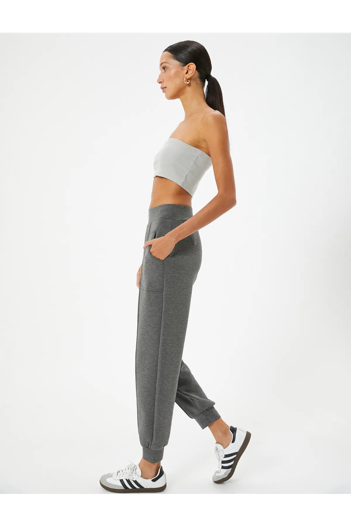 Koton  Jogger-Jogginghose mit elastischem Bund, Nahtdetails und Taschen