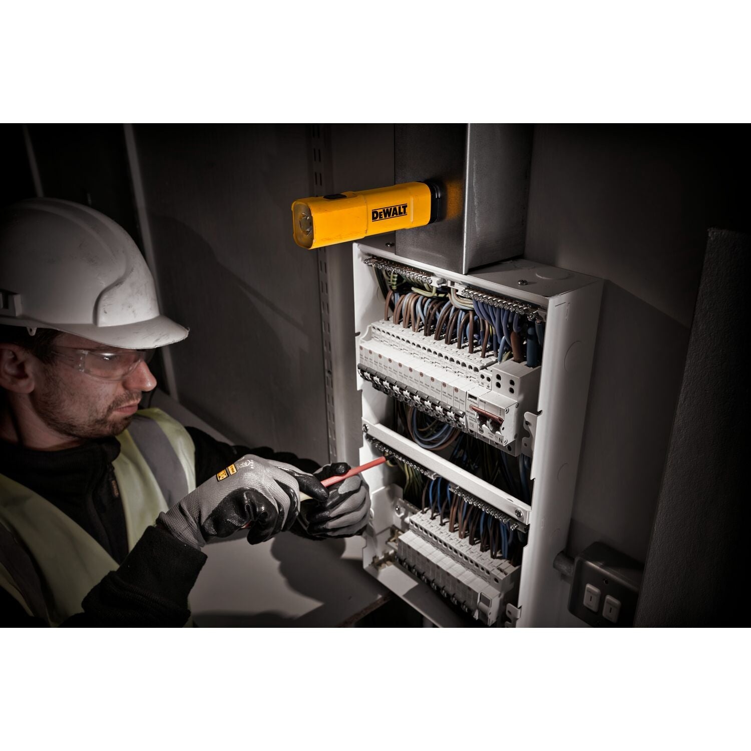 DeWalt DCL183-XJ USB-C Zaklamp