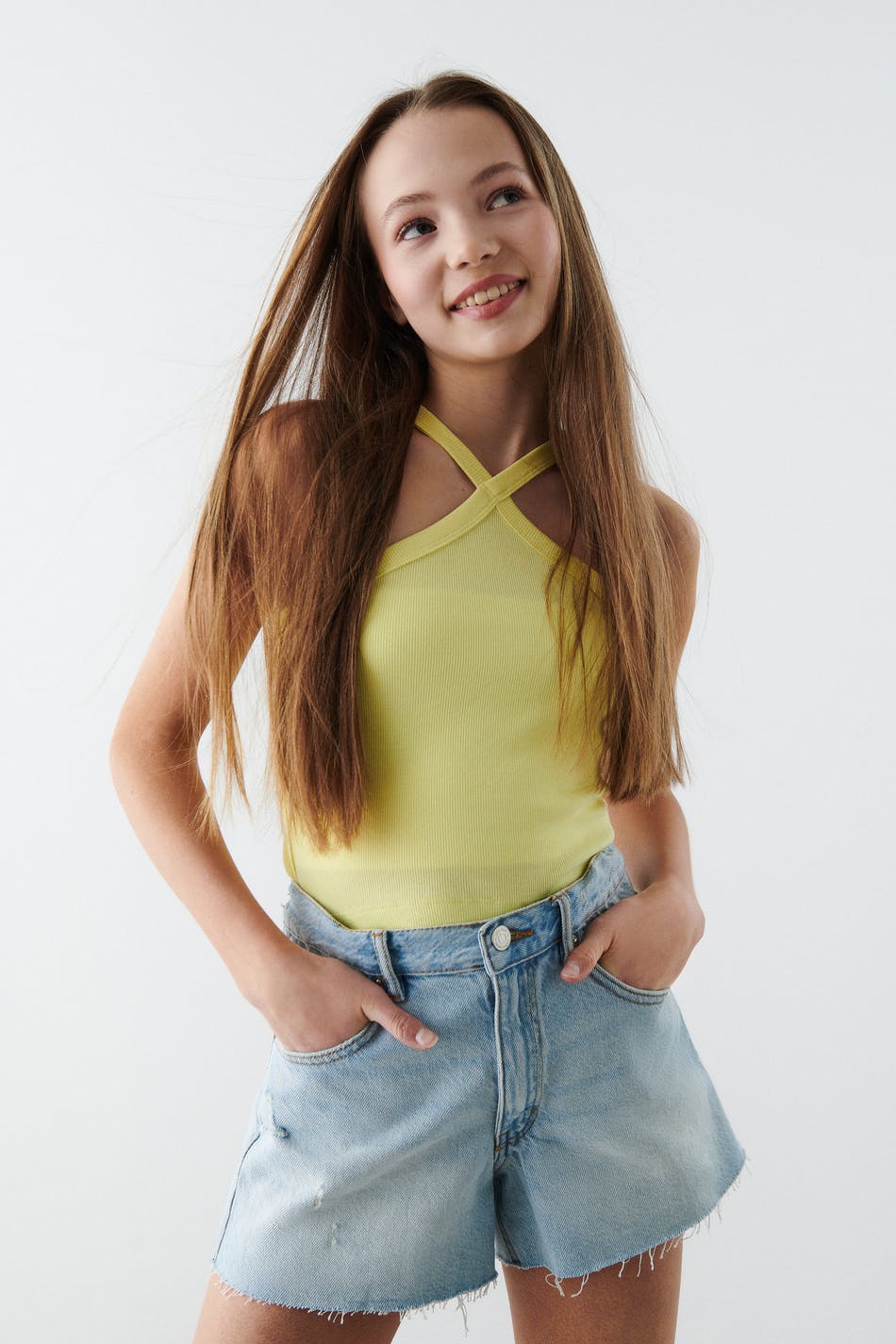 Low loose denim shorts