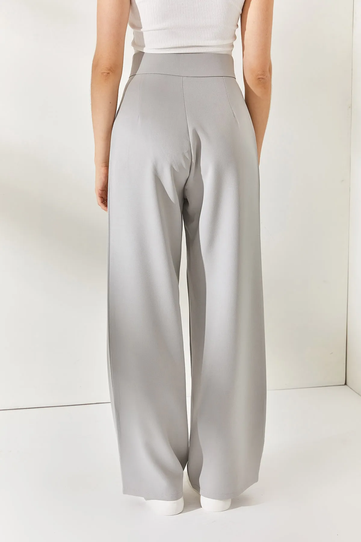 Olalook  Graue, plissierte Palazzo-Hose mit Klettverschluss am Bund PNT-19000222