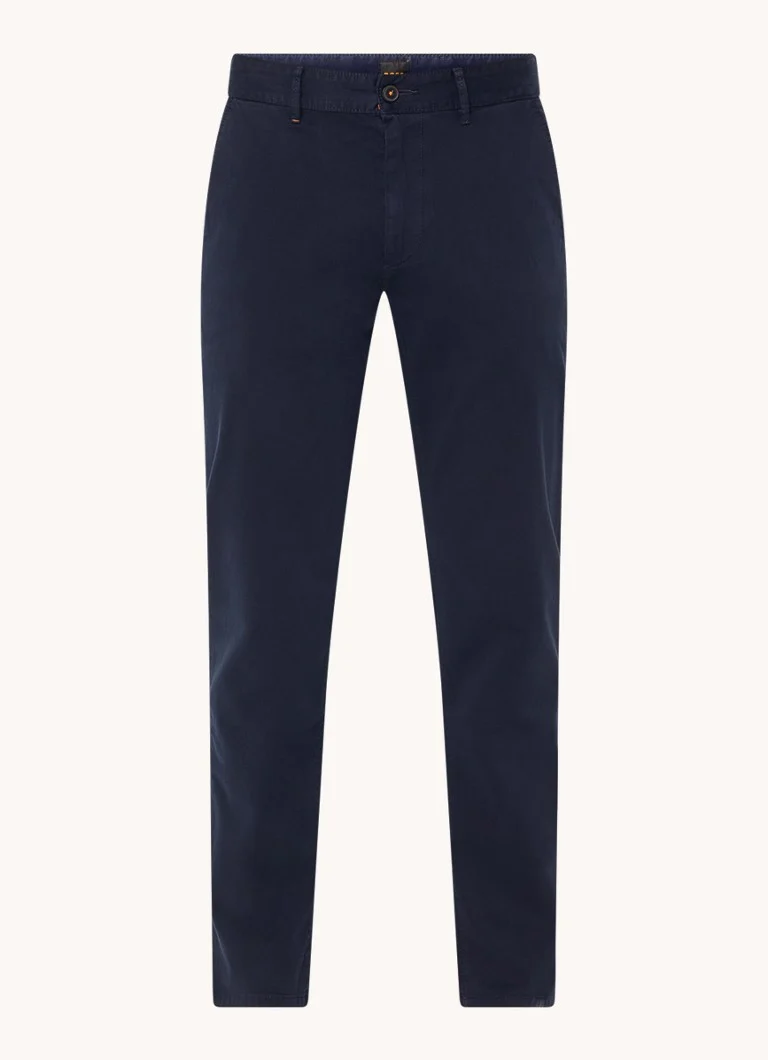 Pantaloni chino slim fit z kolekcji Hugo Boss