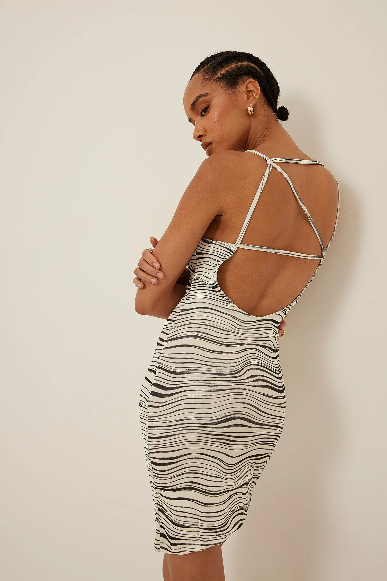 Minikleid mit eckigem Ausschnitt