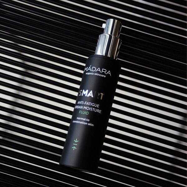 MÁDARA SMART Anti-Fatigue Urban Moisture Fluid Gesichtsfluid