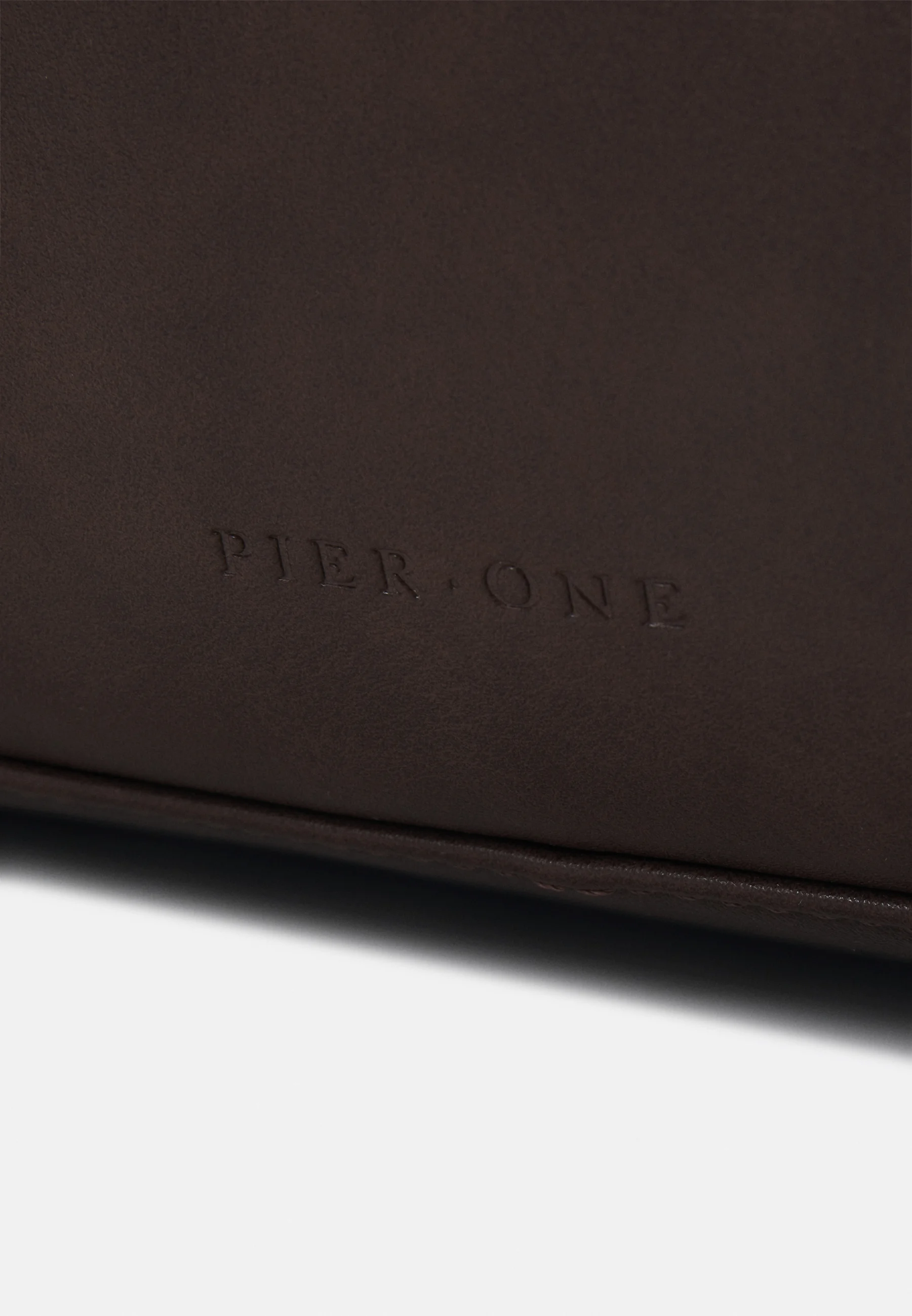 Pier One UNISEX - Maleta