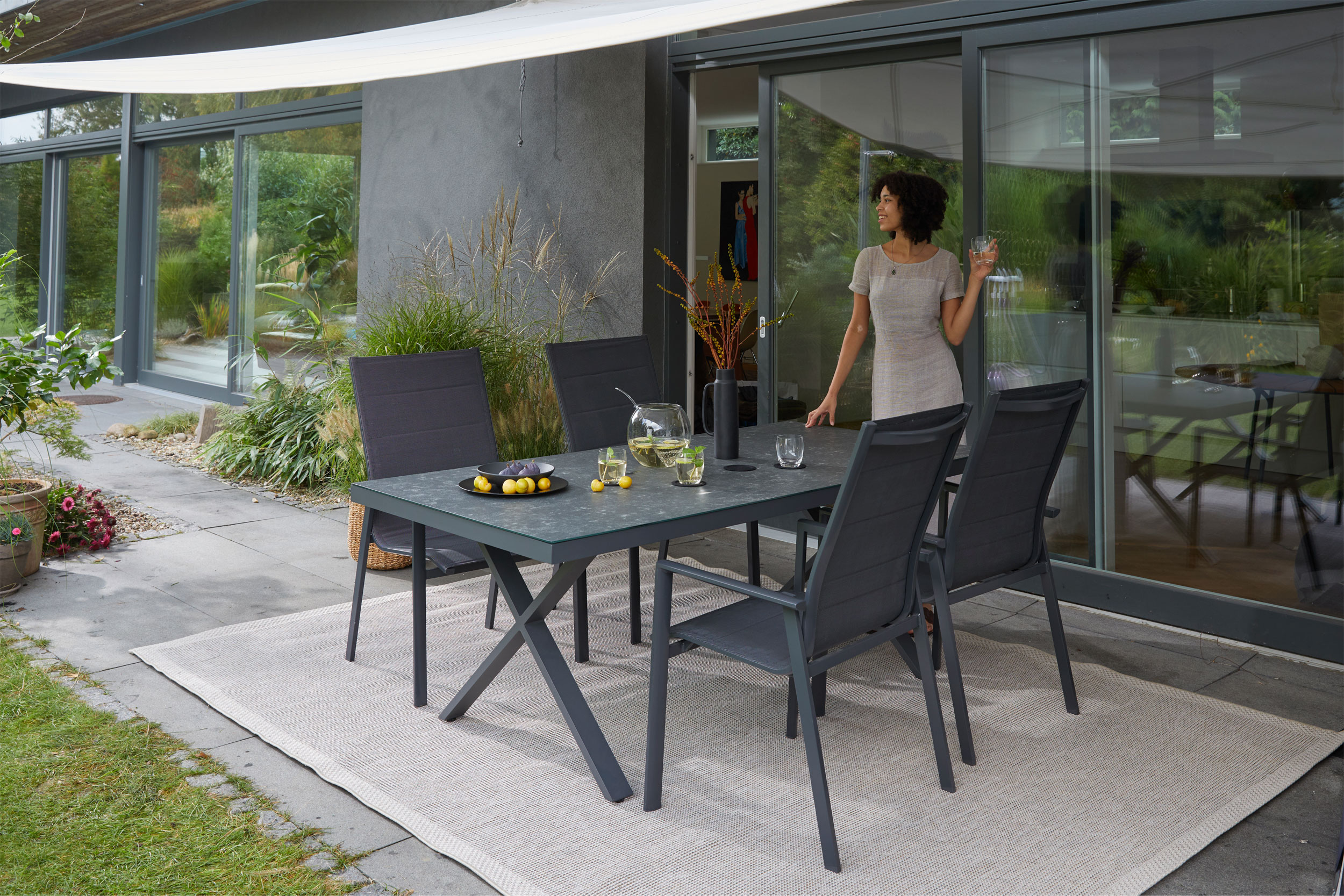 OUTDOORGartenstuhl XL stapelbar