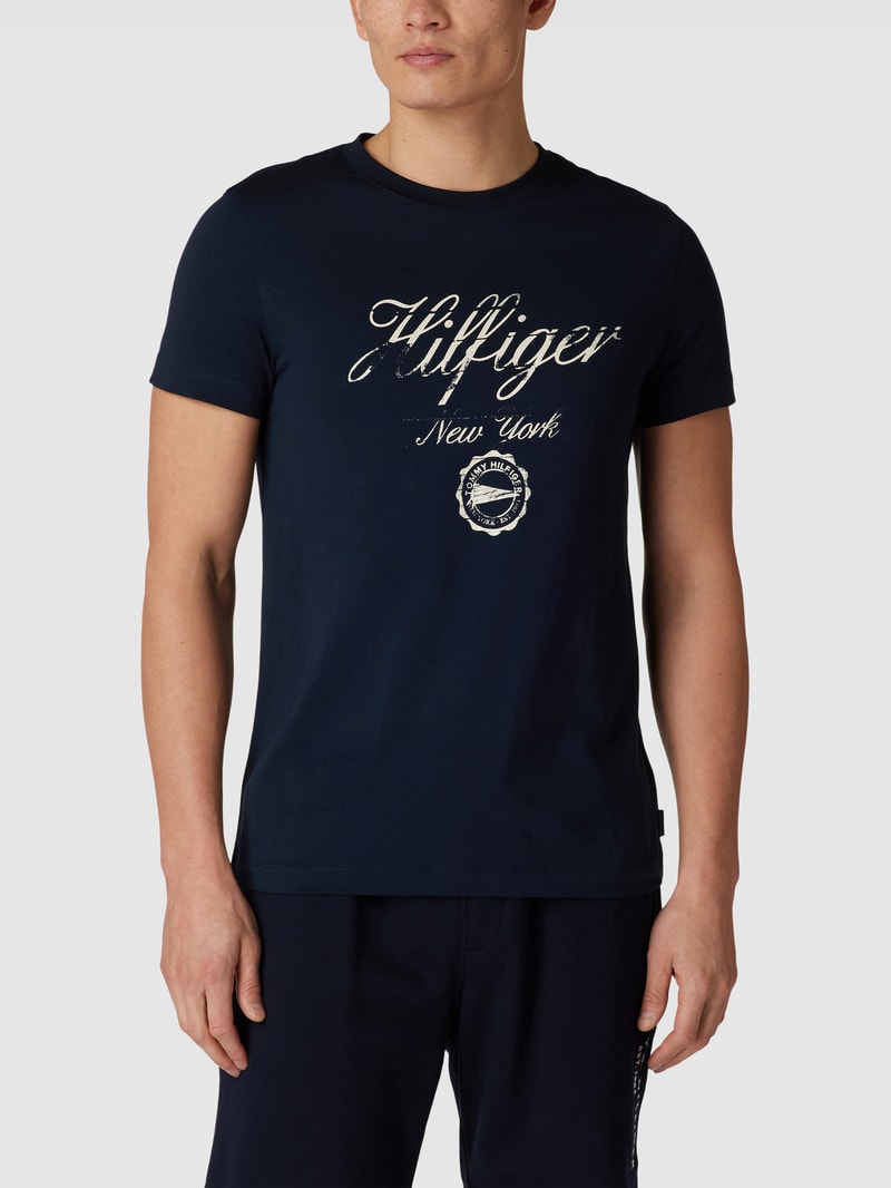 T-Shirt mit Label-Print in marineblau