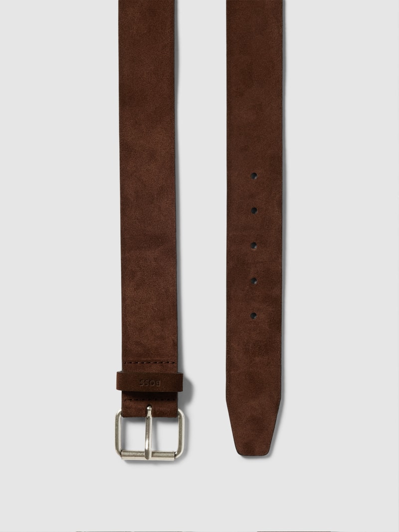 Ledergürtel mit Dornschließe in metallic Modell 'Serge' in dunkelbraun