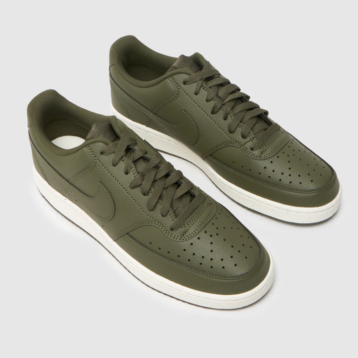 Športni copati Nike Court Vision v kaki barvi