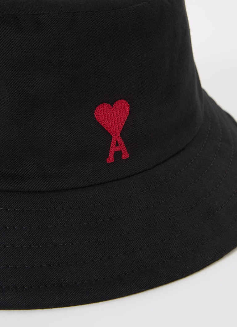 Bob AMI Paris De Coeur con logo
