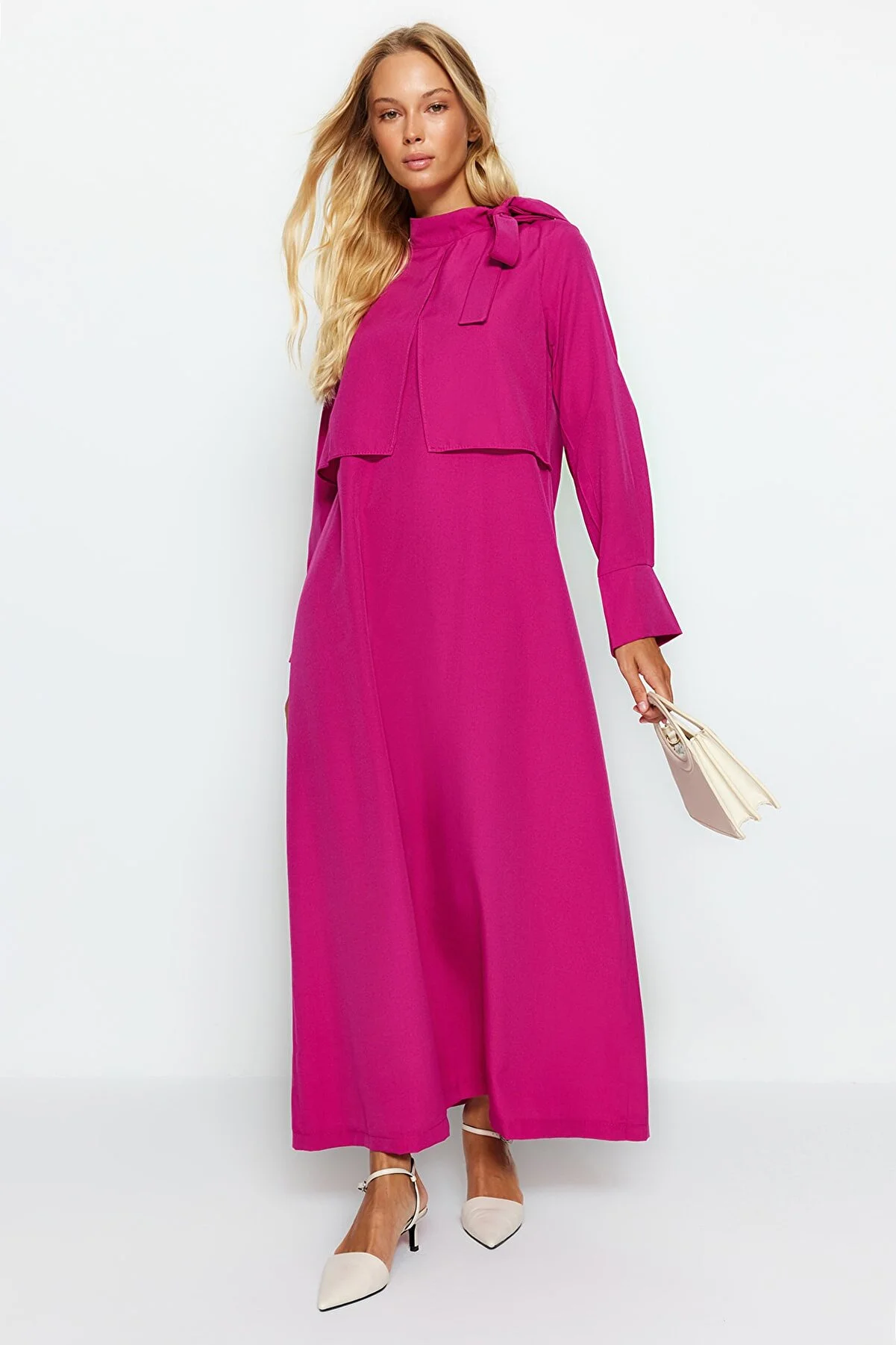 Trendyol Modest  Rosa gewebtes Kleid mit Kragen und Krawattendetails TCTSS23EB00283