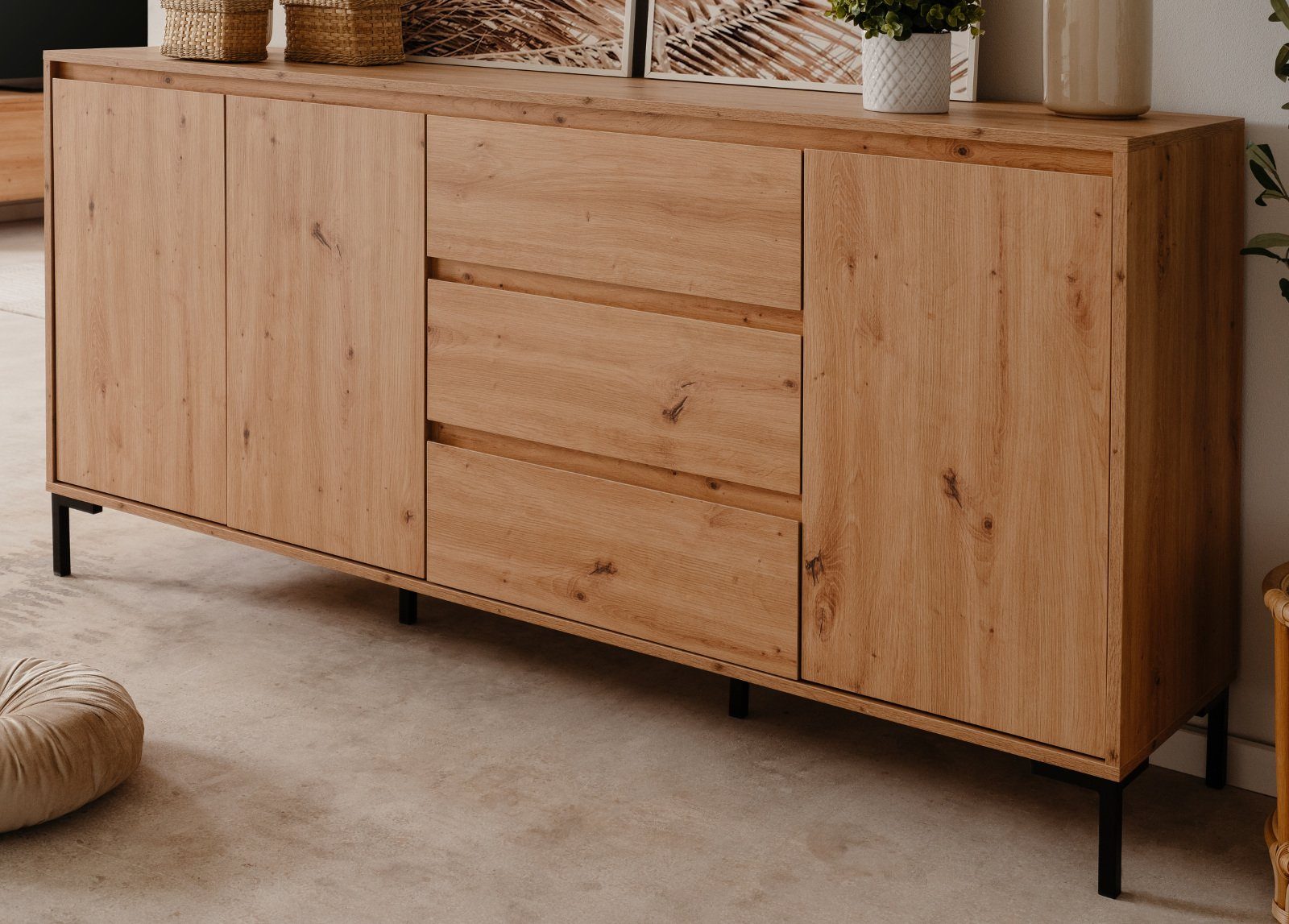 Finori Sideboard Korsika (Kommode in Eiche Artisan mit 3 Schubladen, 170 x 87 cm), Metallfüße in schwarz