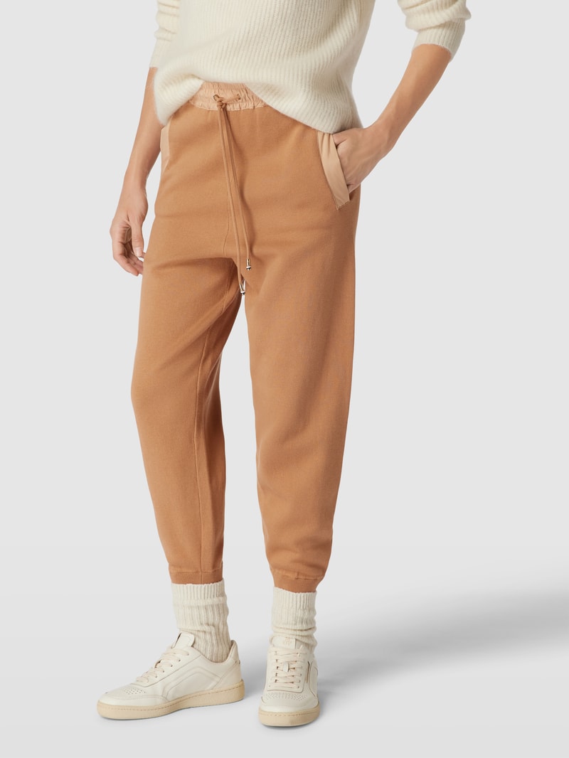 Sweatpants mit Tunnelzug Modell 'Floralia' in camel