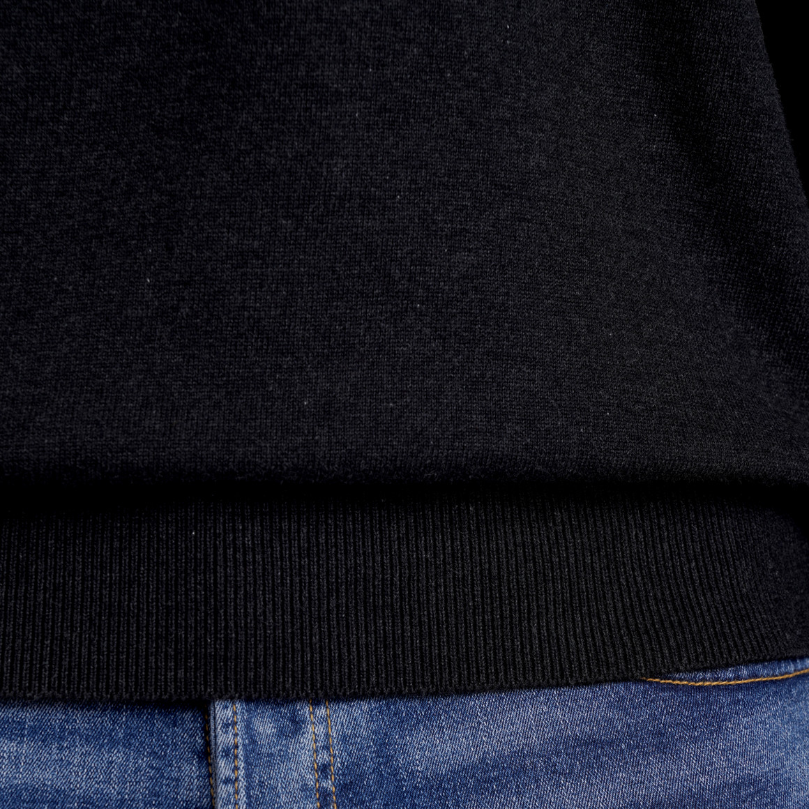 Herren Feinstrickpullover mit Rundhals