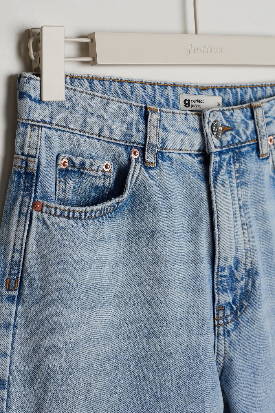 Dagny mom jeans