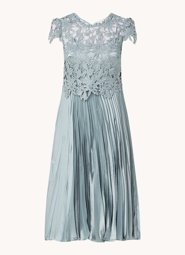 Vestido midi Dana de Phase Eight con bordados y pliegues.