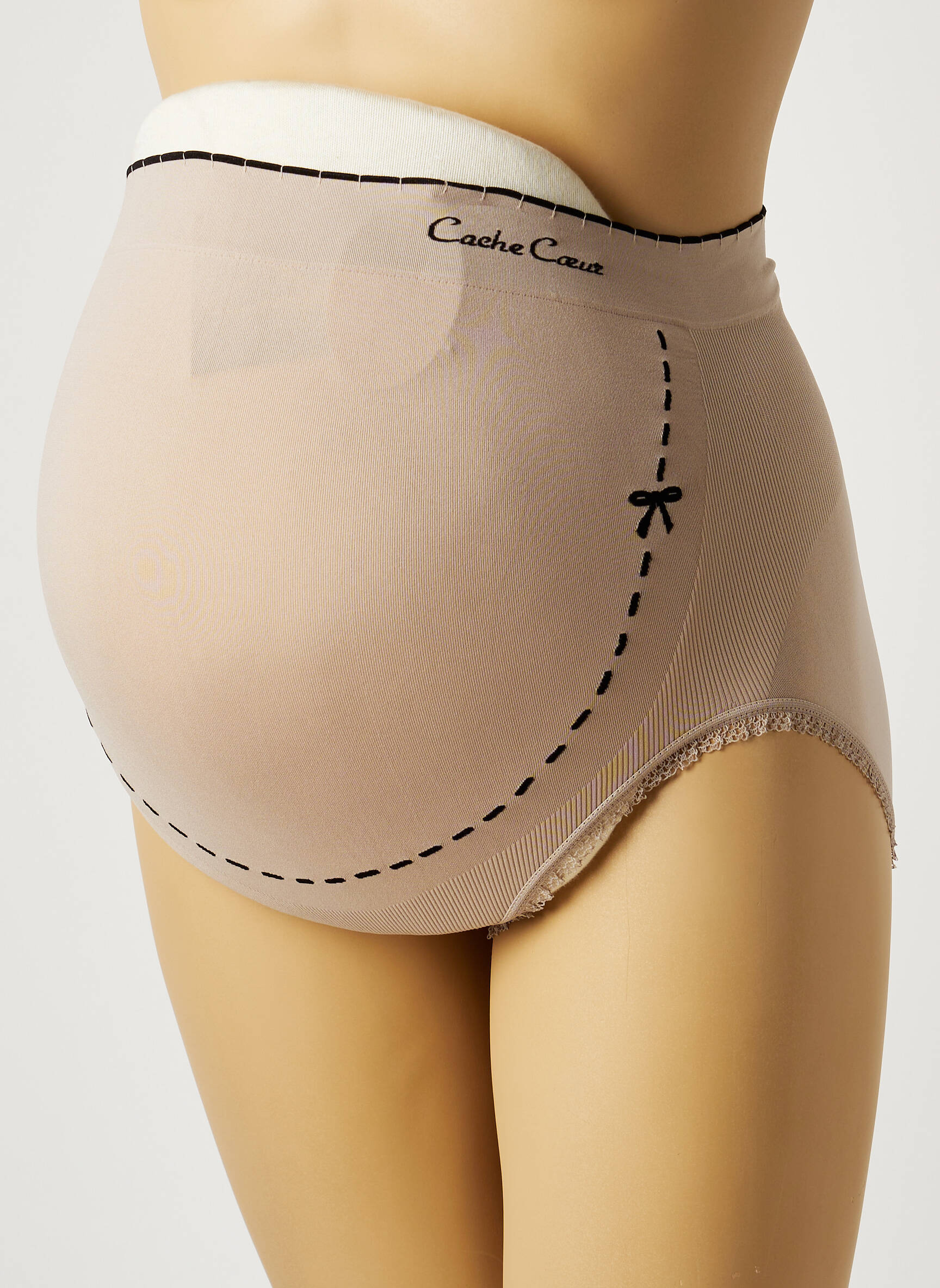 Cache Coeur Lingerie Maternite Femme couleur beige