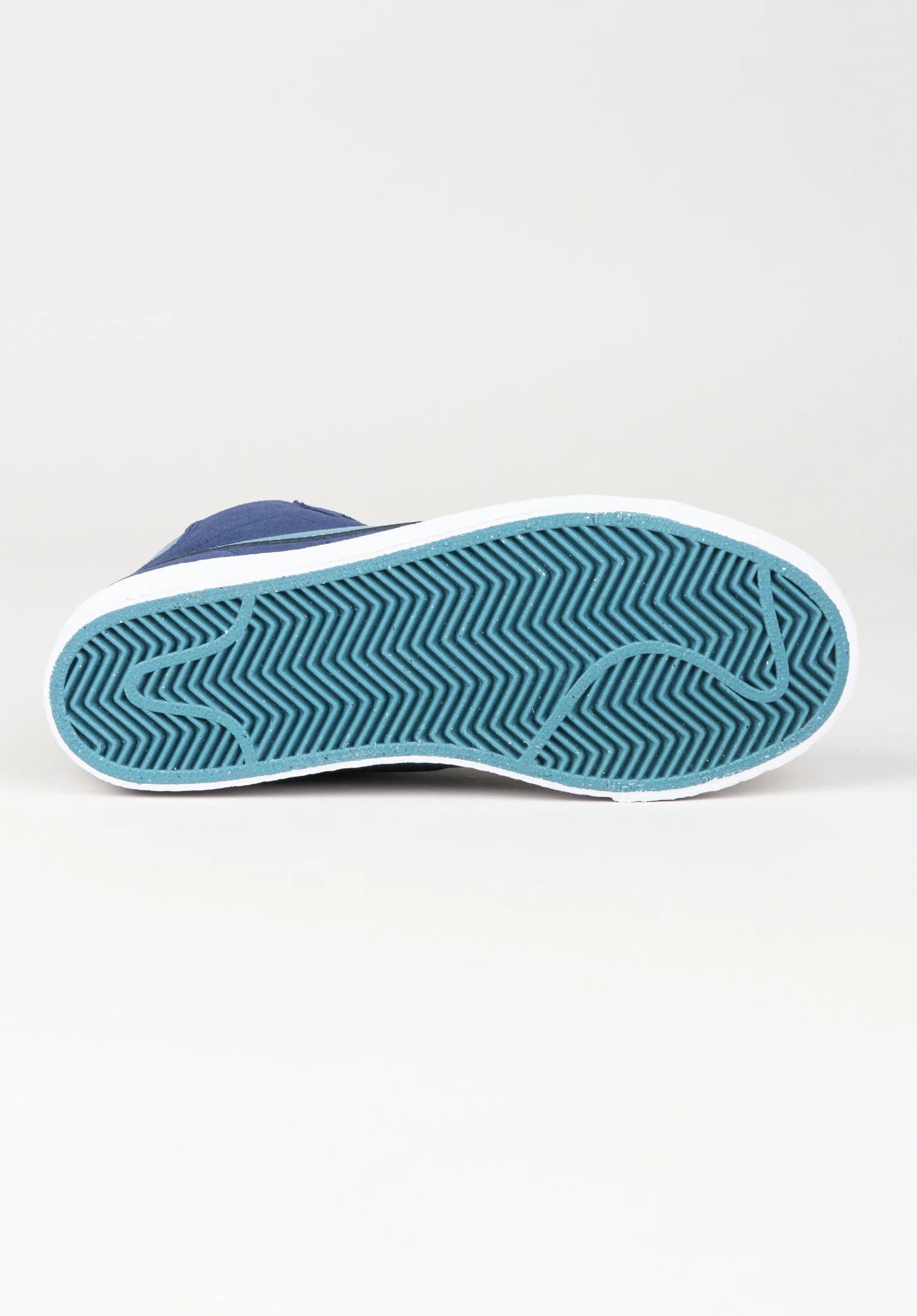 Zoom Blazer Mid