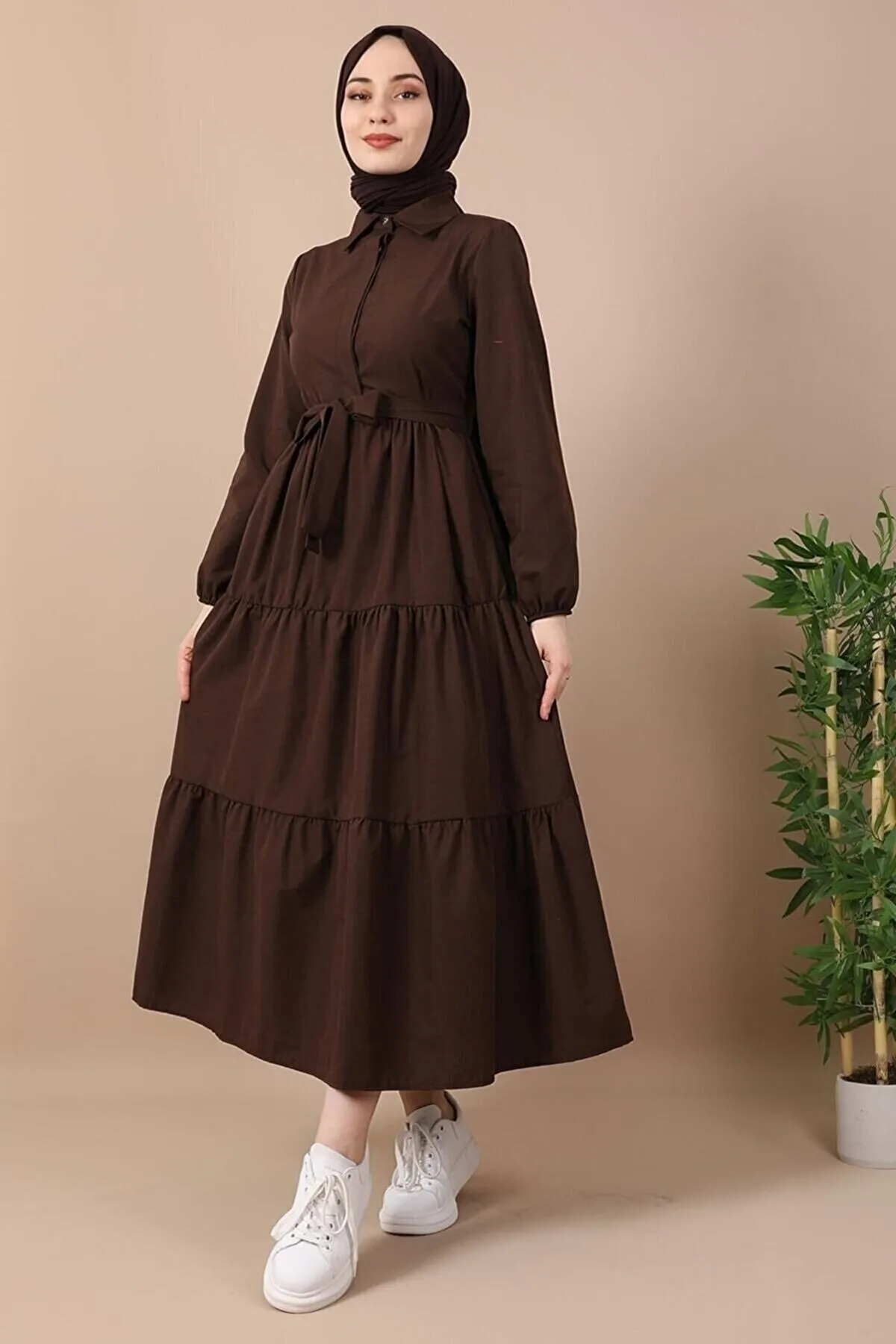 VOLT CLOTHİNG  Kleid mit Hemdkragen und Knöpfen