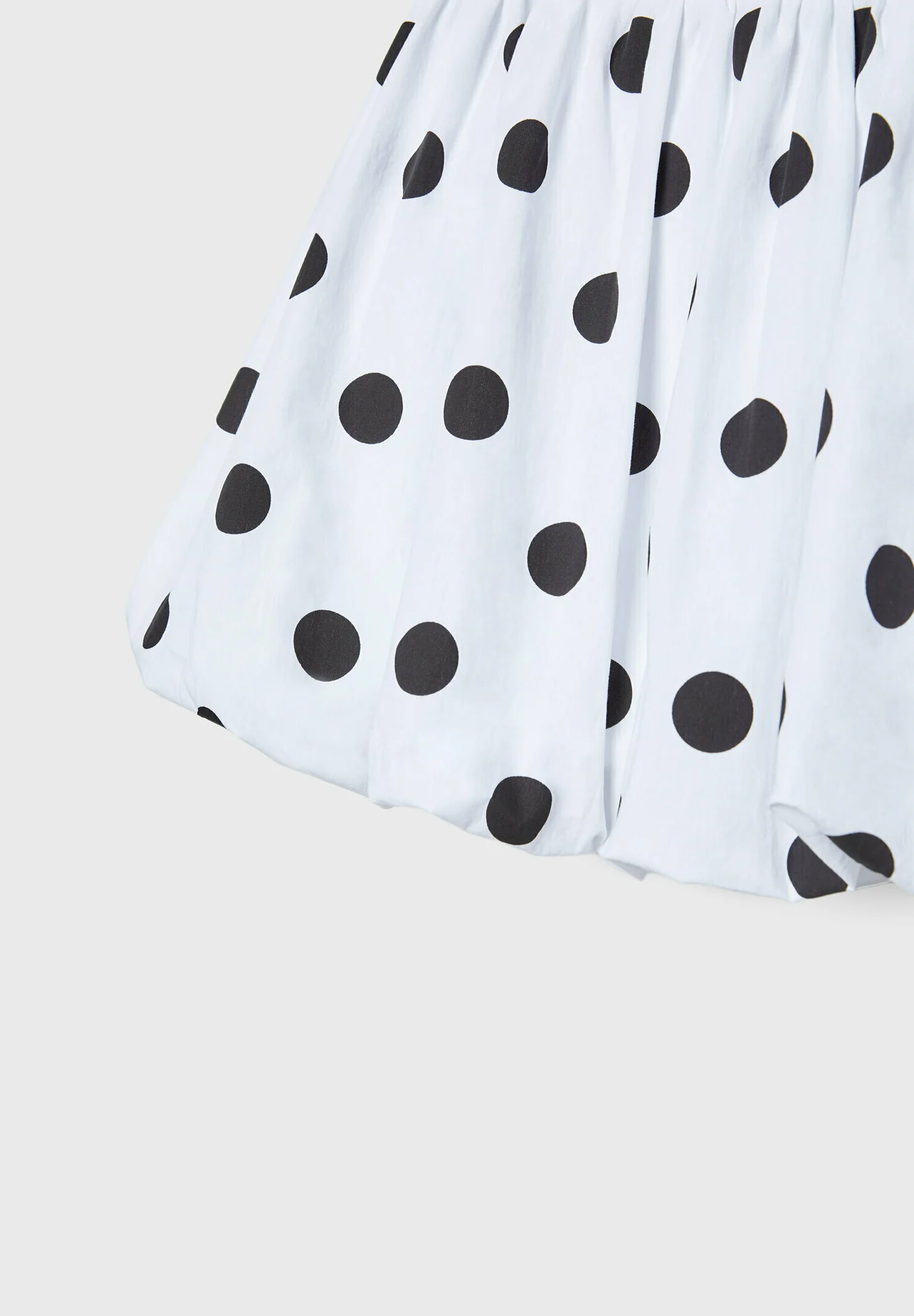 Falda globo Stradivarius con lunares