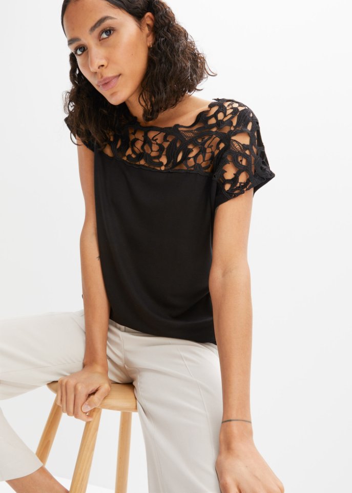 Shirt mit Spitze