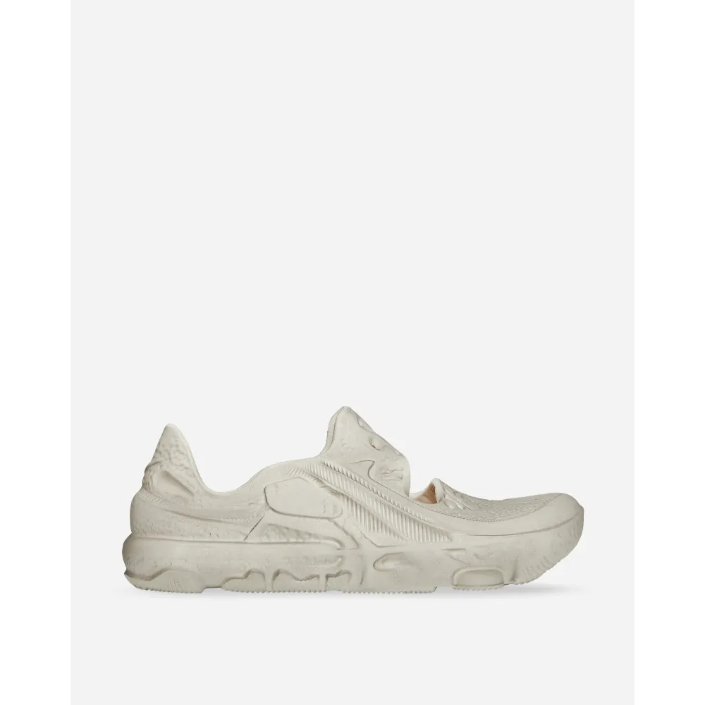 Nike ISPA Universal DM0886-103 / weiss