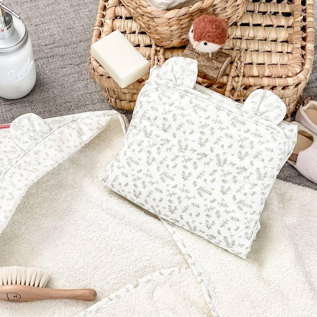 Tapis à langer en coton bio* Petit Buis vert