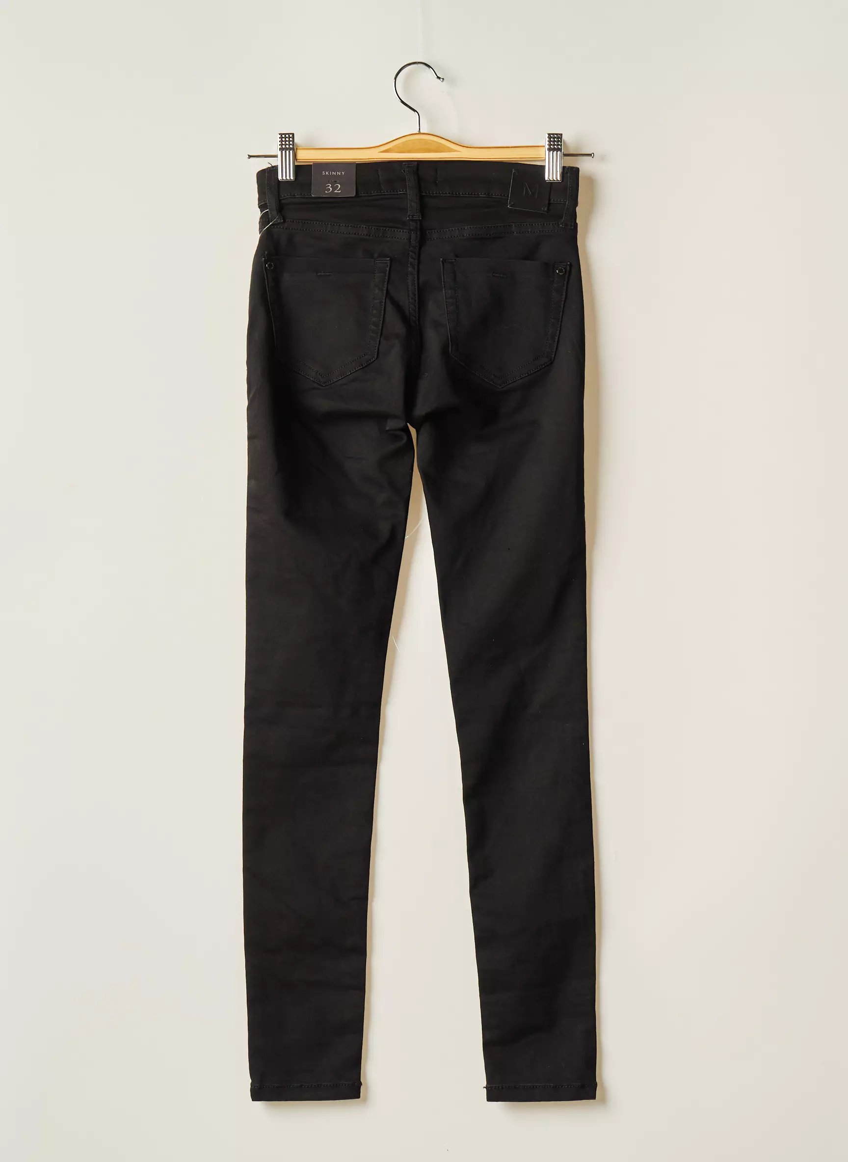 Mango Pantalons Slim Femme couleur noir