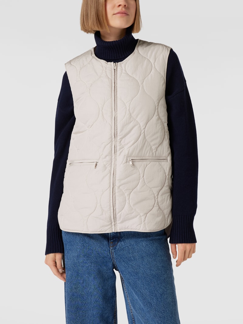 Steppweste mit Reißverschlusstaschen in offwhite