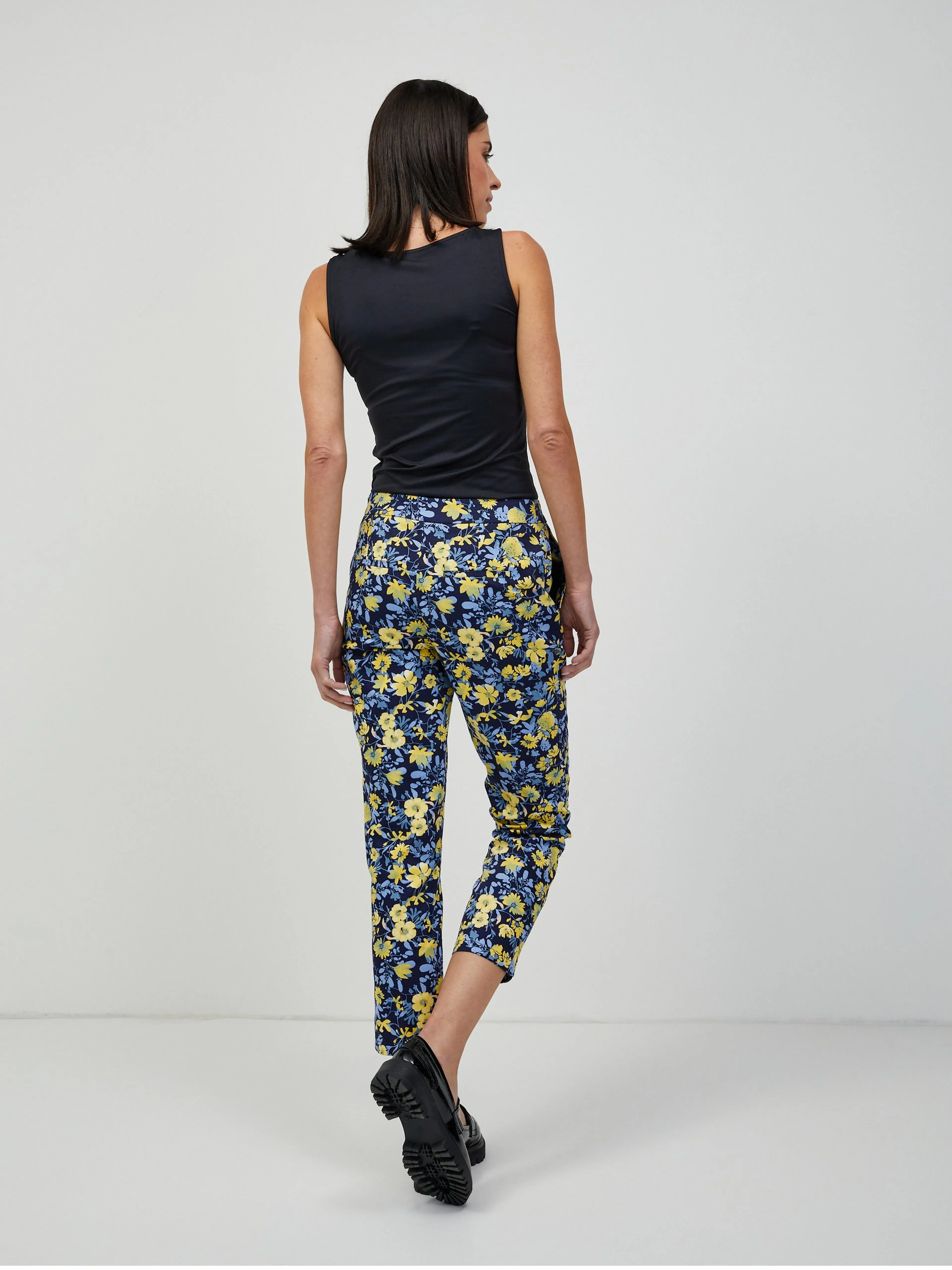 Gelb-blaue geblümte Hose ORSAY