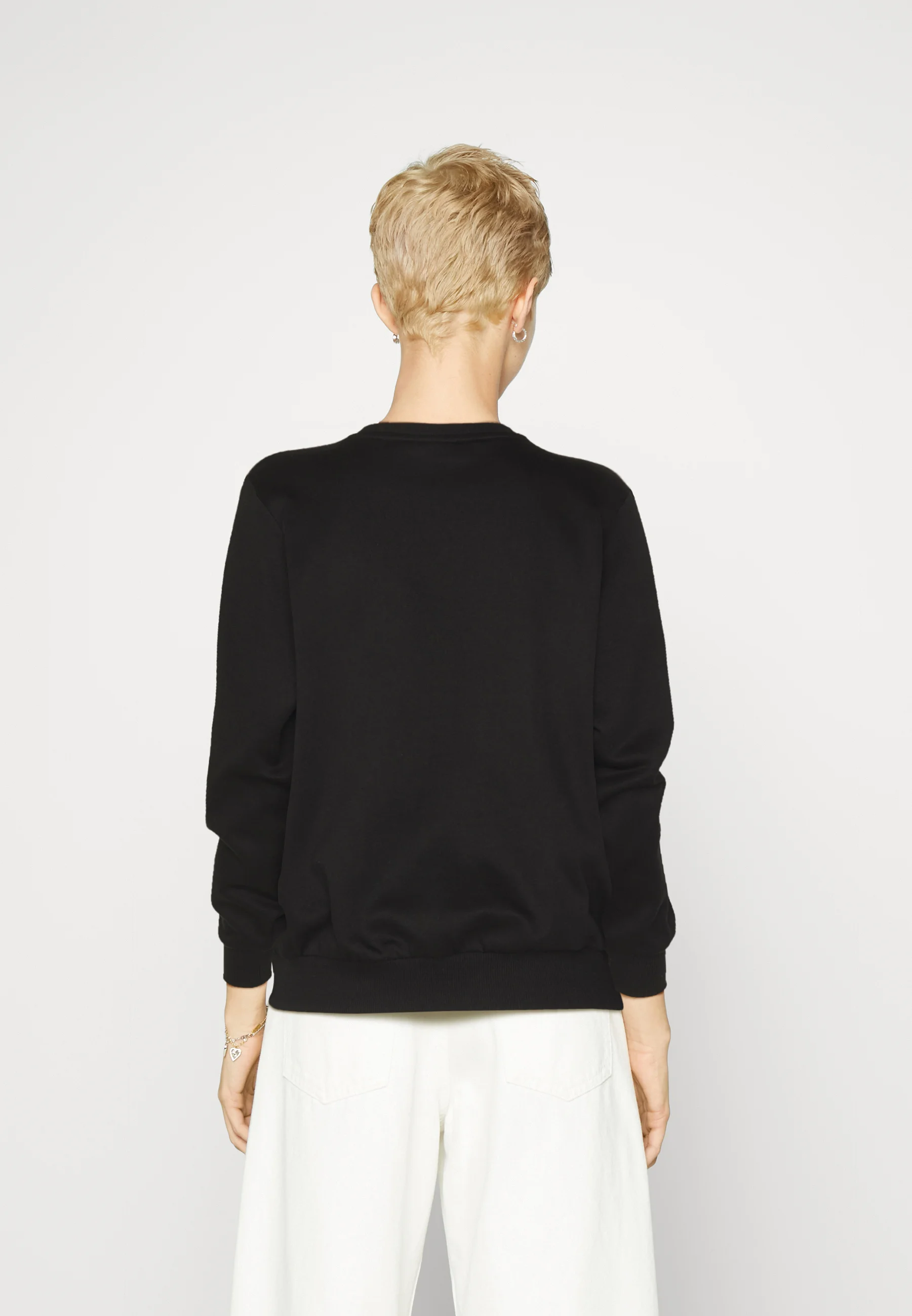 SOLO ONLOLISA CARA O CUELLO - Sudadera