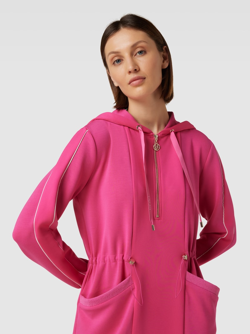 Sweatkleid mit Kapuze in pink